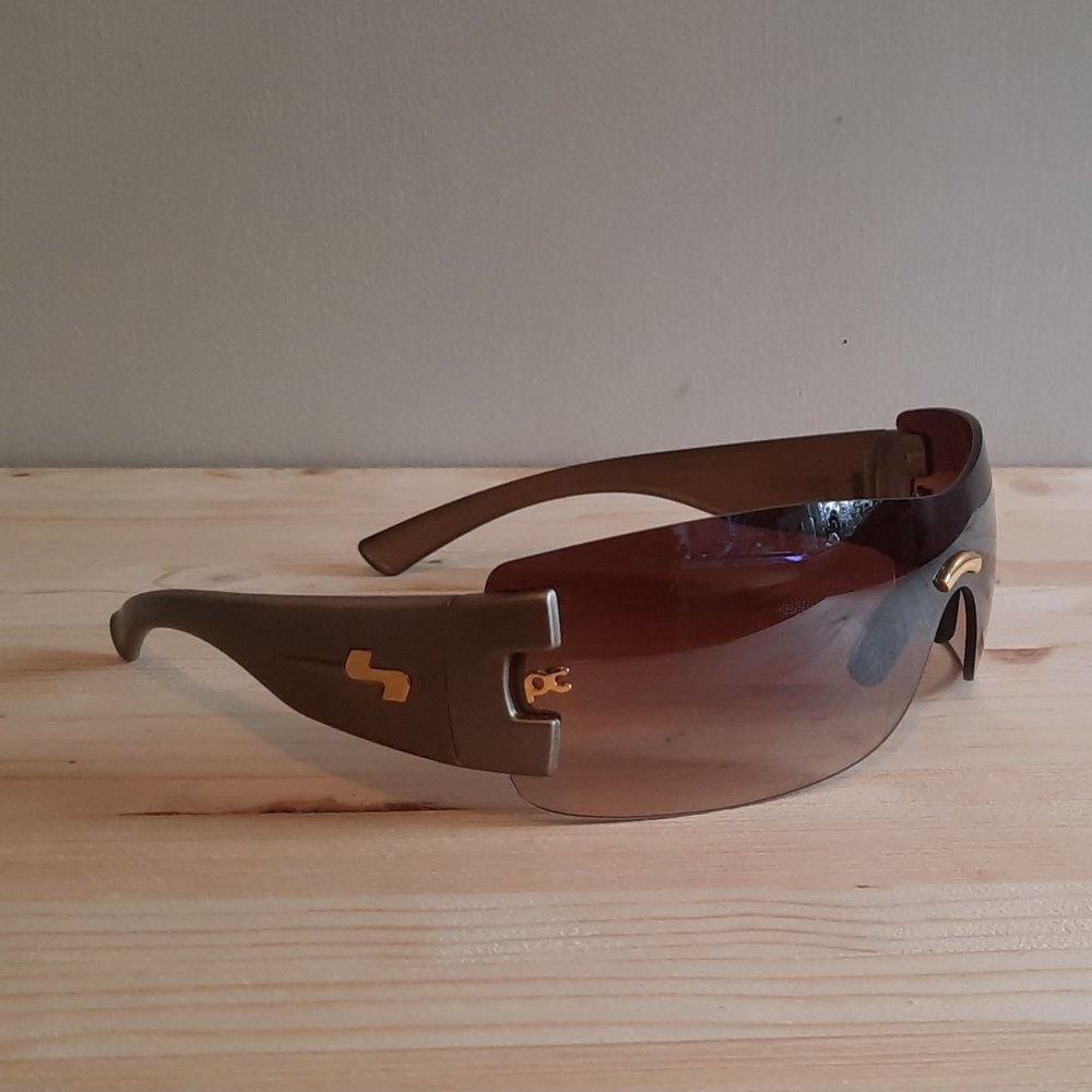 Sundog Paula Creamer Collection Sunglasses Golf Sunglasses with Cloth Case